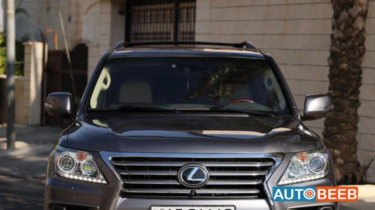 Lexus LX570 2014